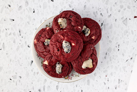 Red Velvet Cookies n Creme